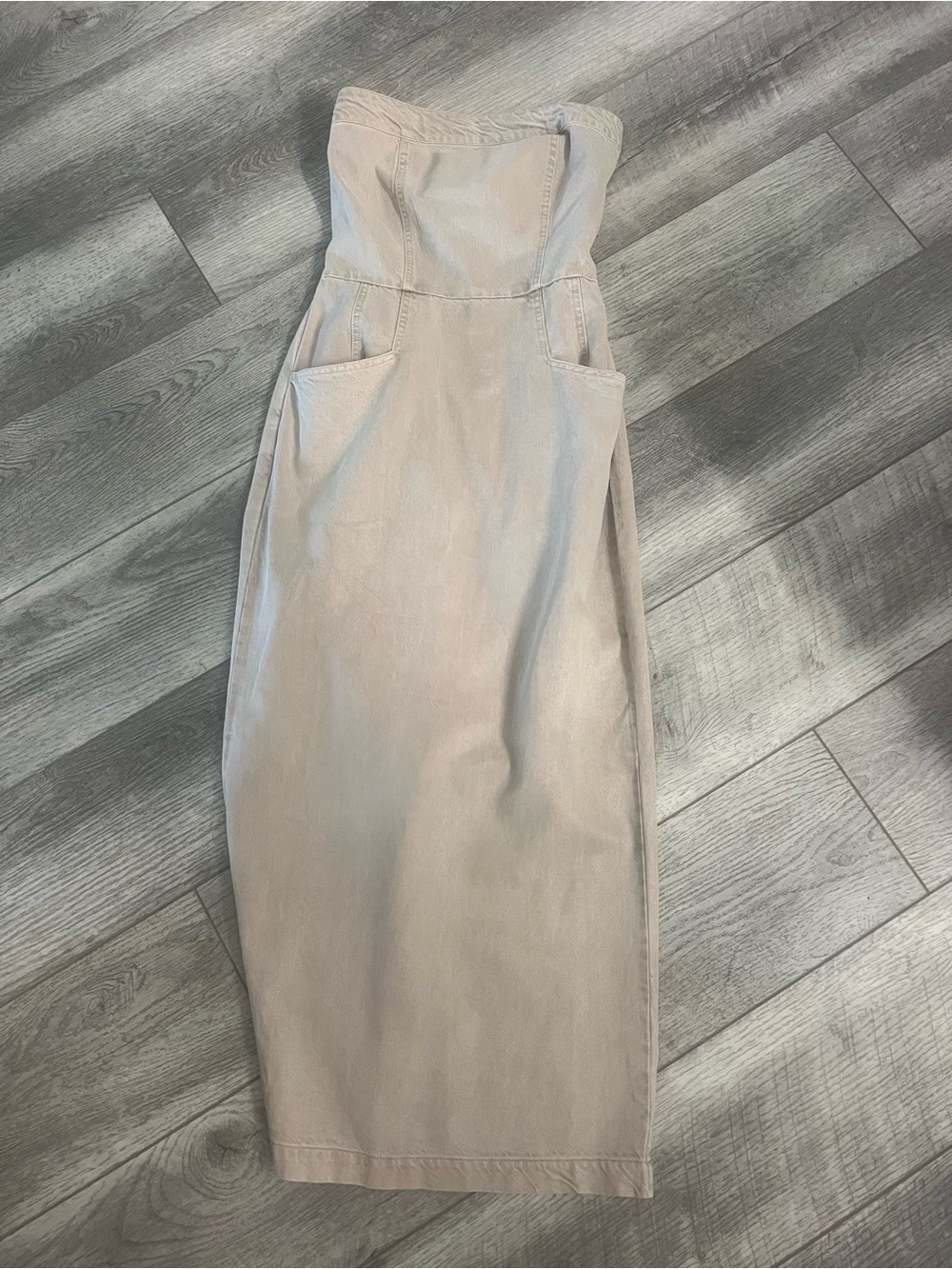 NWT Strapless denim Midi Dress with Pockets